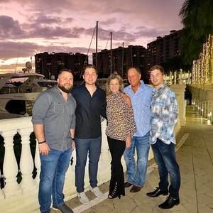 Meet your Posher, Suzee